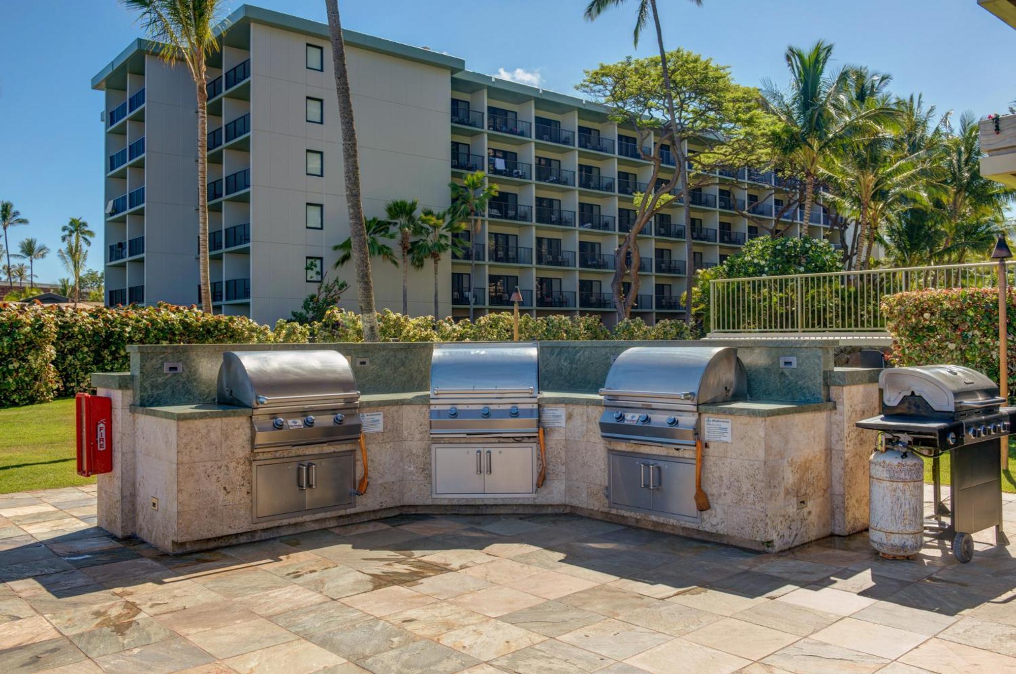 The Whaler Resort Lahaina Exterior photo